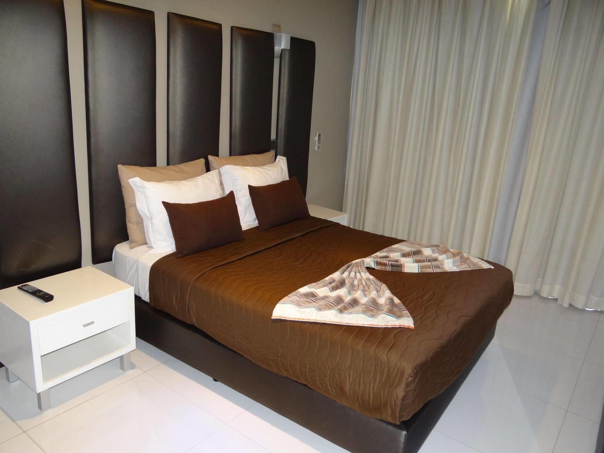 Rk Suite Hotel ルアンダ エクステリア 写真